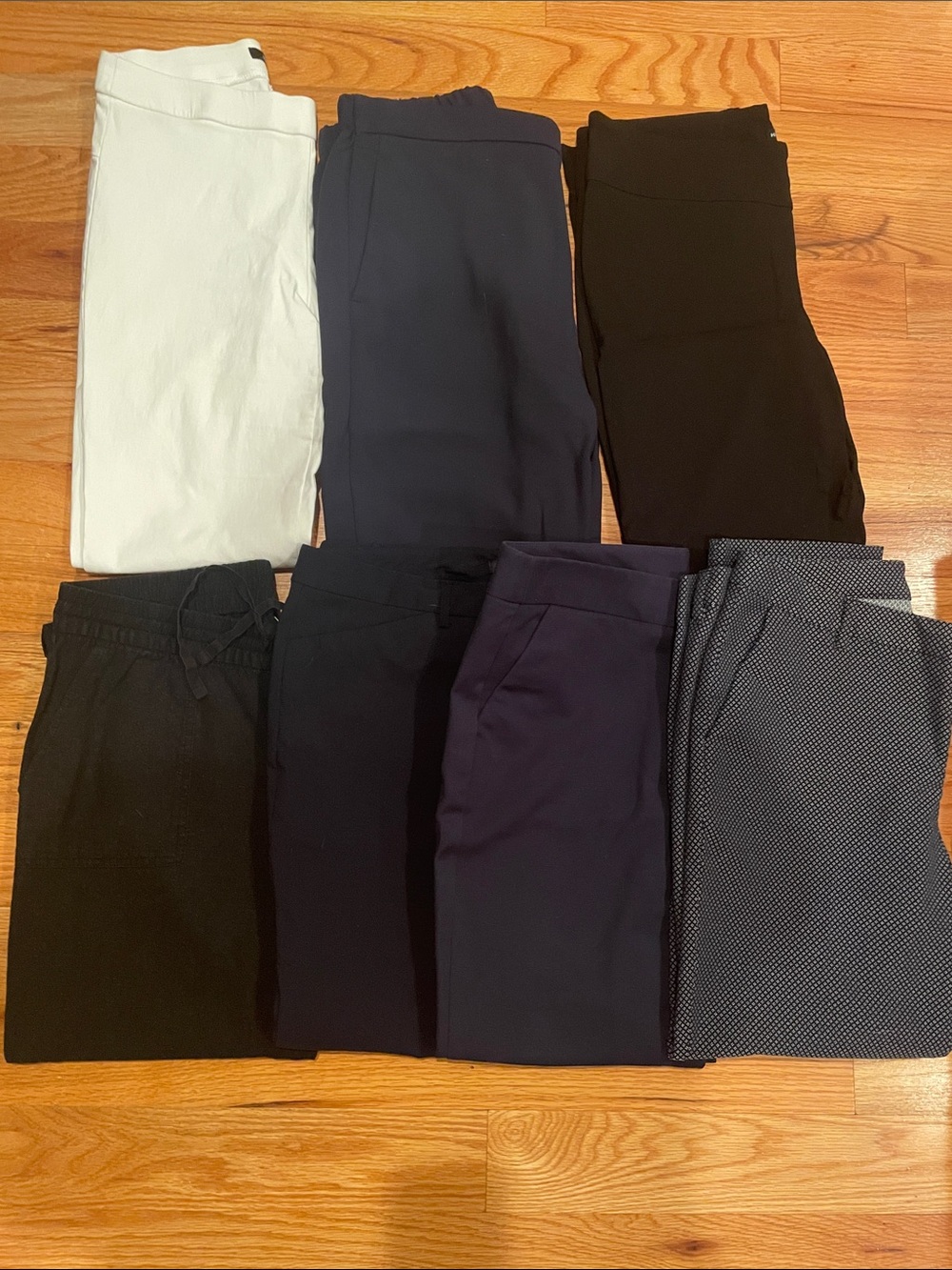 Lot of Casual Women’s Pants - 7 pairs